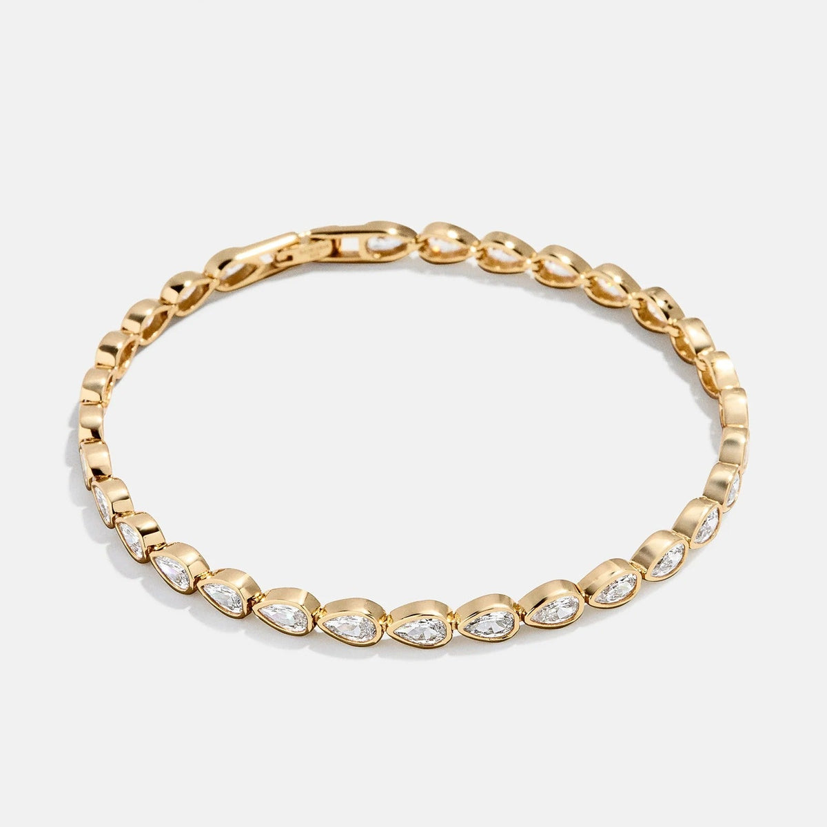Amanda 18K Gold Tennis Bracelet - Pear Bezel